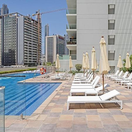 Апартаменти Brand New 1Br- Business Bay - Burj Khalifa View Дубай Екстер'єр фото